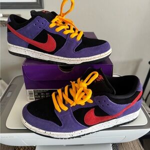 Nike SB Dunk Low Pro size 10 men